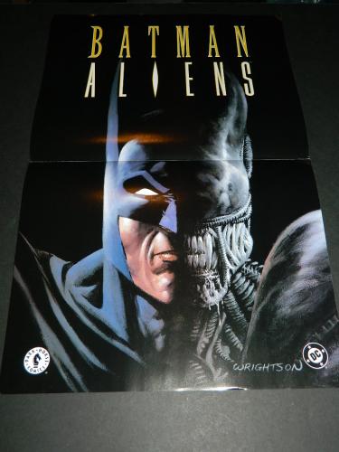 DH Insider Vol.III #15Centerfold